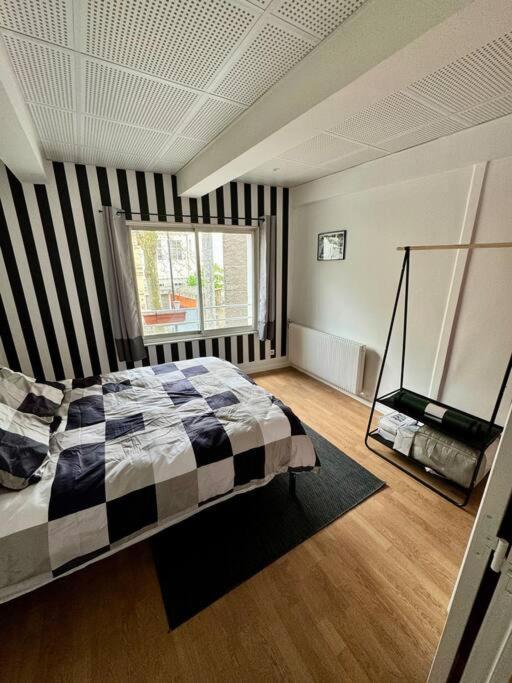 Experience Cinema Immersif Dans Appartement Renove Pres De Montmartre Париж Экстерьер фото